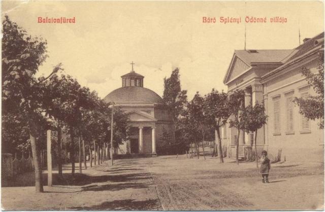 Kerek-templom egy régi képeslapon